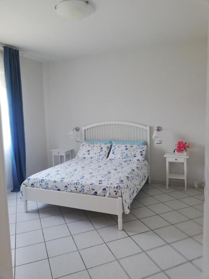 Casa San Martino Appartement Moniga del Garda Buitenkant foto