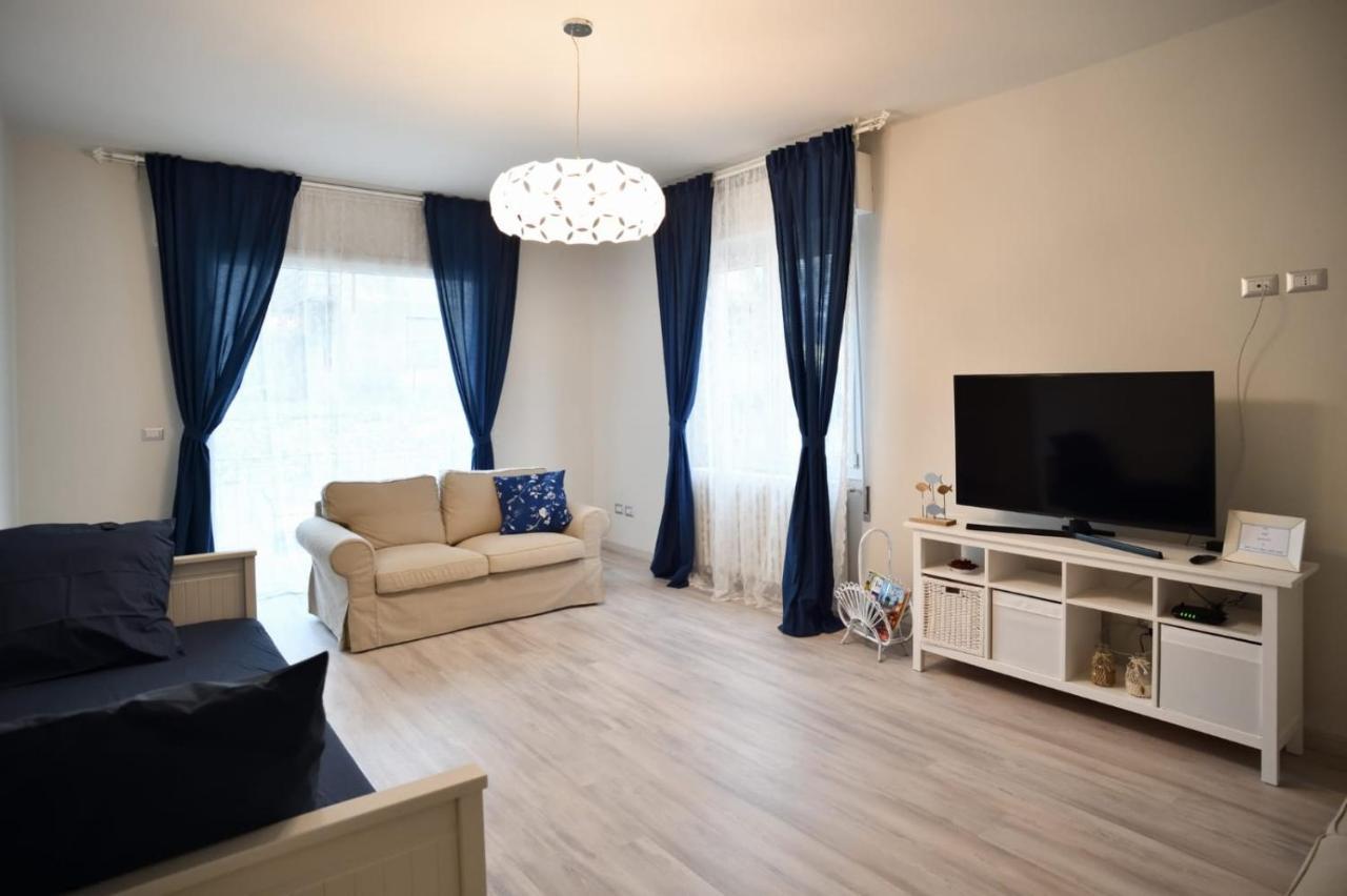 Casa San Martino Appartement Moniga del Garda Buitenkant foto