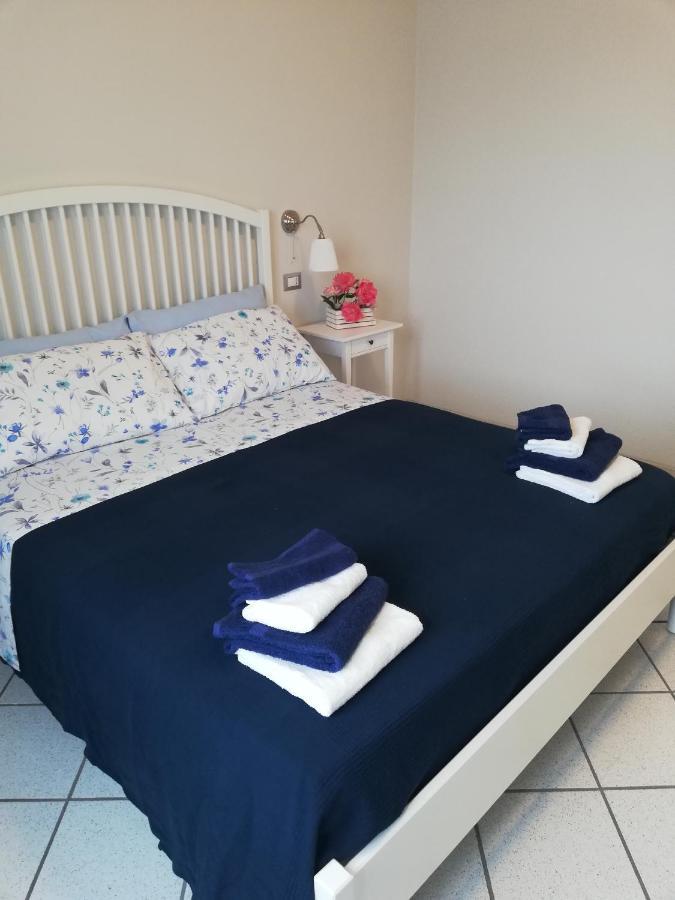 Casa San Martino Appartement Moniga del Garda Buitenkant foto