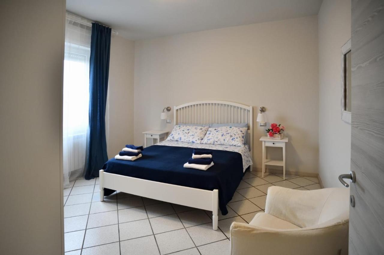 Casa San Martino Appartement Moniga del Garda Buitenkant foto